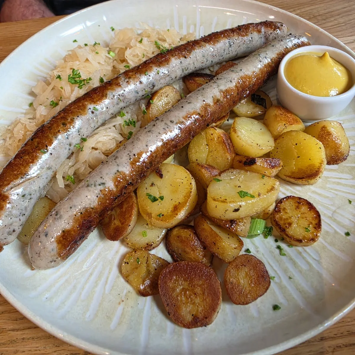 Restaurant Klosterhof – Bratwurst in Frankfurt am Main, Hessen