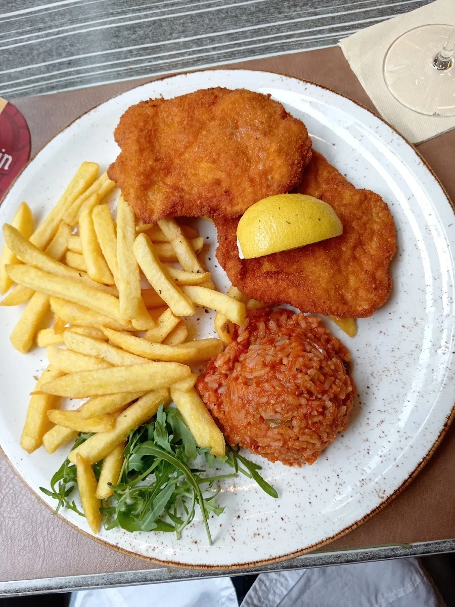 Restaurant Dubrovnik Pinneberg – Schnitzel in Pinneberg, Schleswig-Holstein