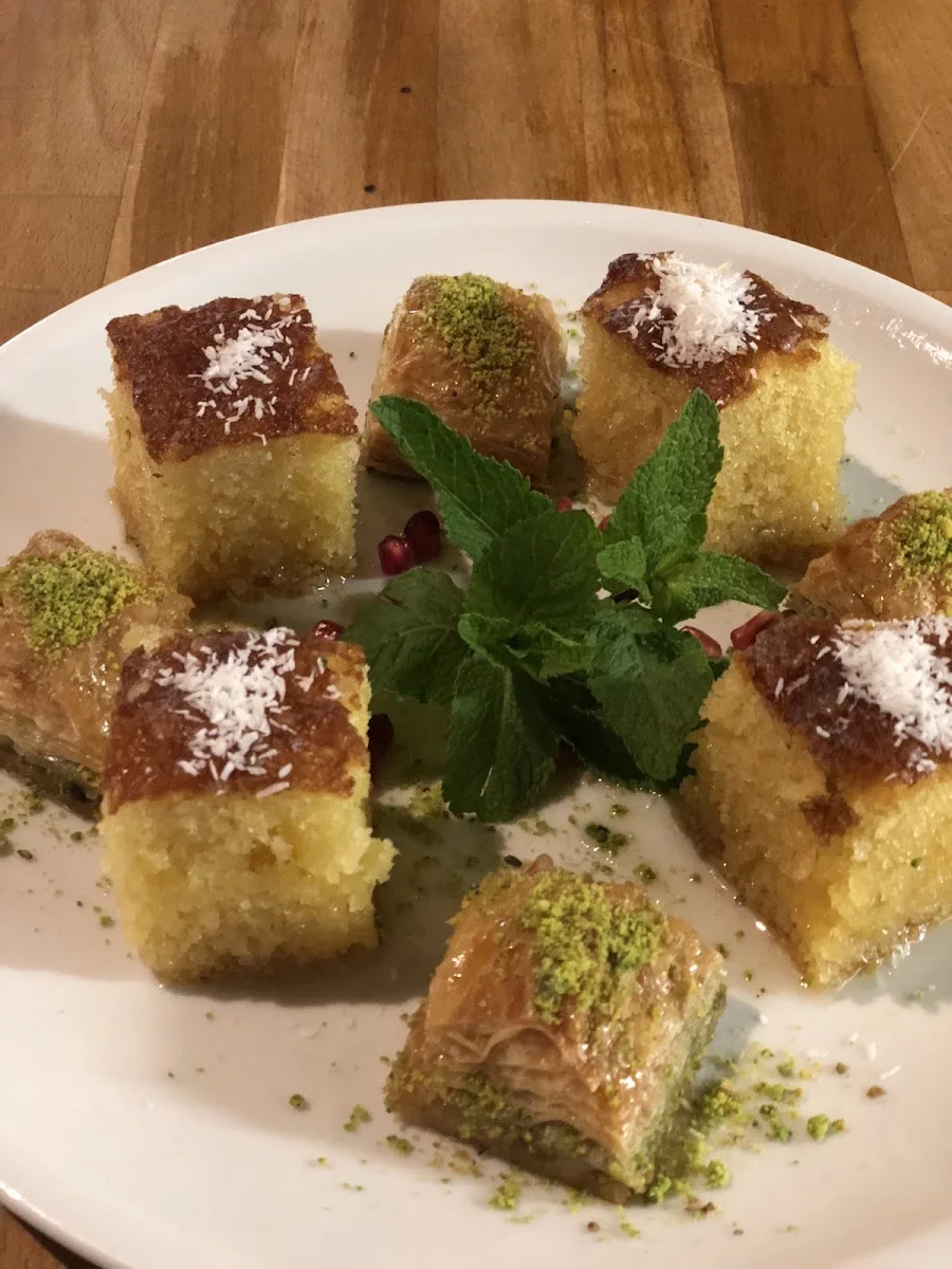 Restaurant Baba Angora – Essen und Trinken in Berlin