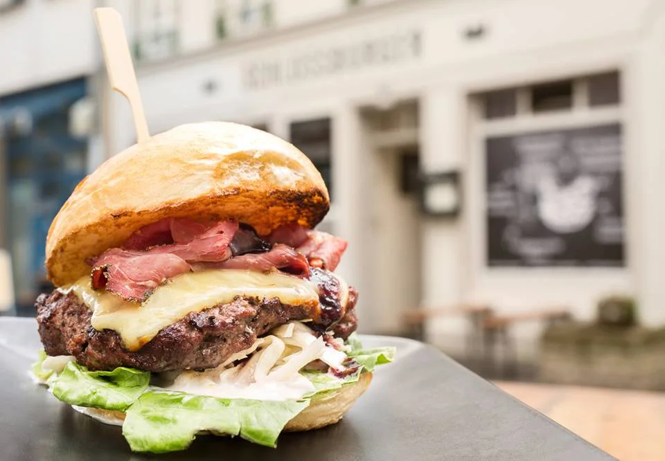 Schlossburger – Vom Inhaber in Brühl, Nordrhein-Westfalen