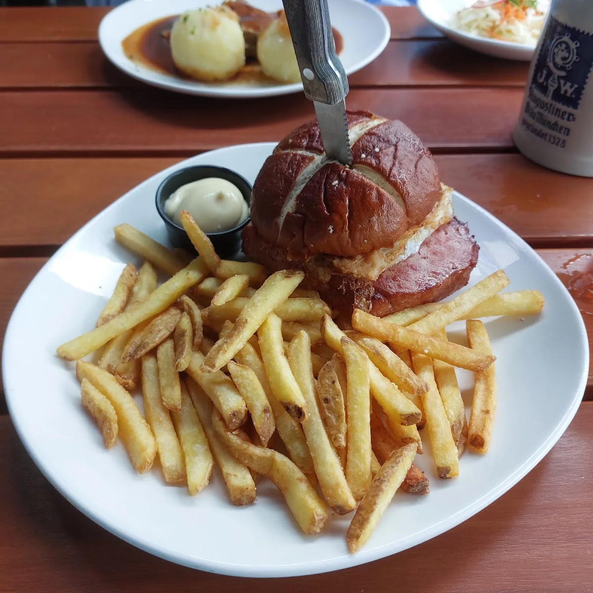 Augustiner am Heumarkt – Chicken Sandwich in Köln, Nordrhein-Westfalen