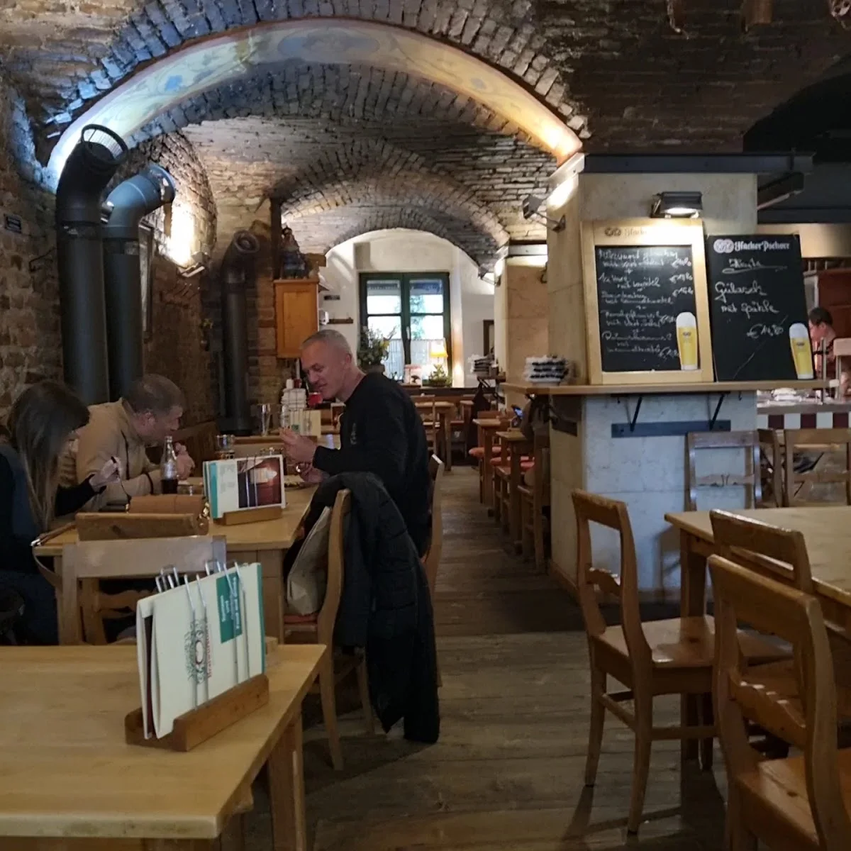 Bratwurstherzl – Bayerisches Restaurant in München, Bayern