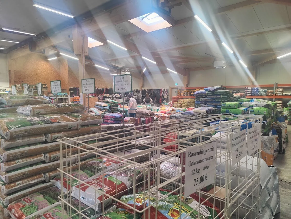 Schnelsener Mühle Futtermarkt & Gartenmarkt GmbH – Innenansichten in Hasloh, Schleswig-Holstein