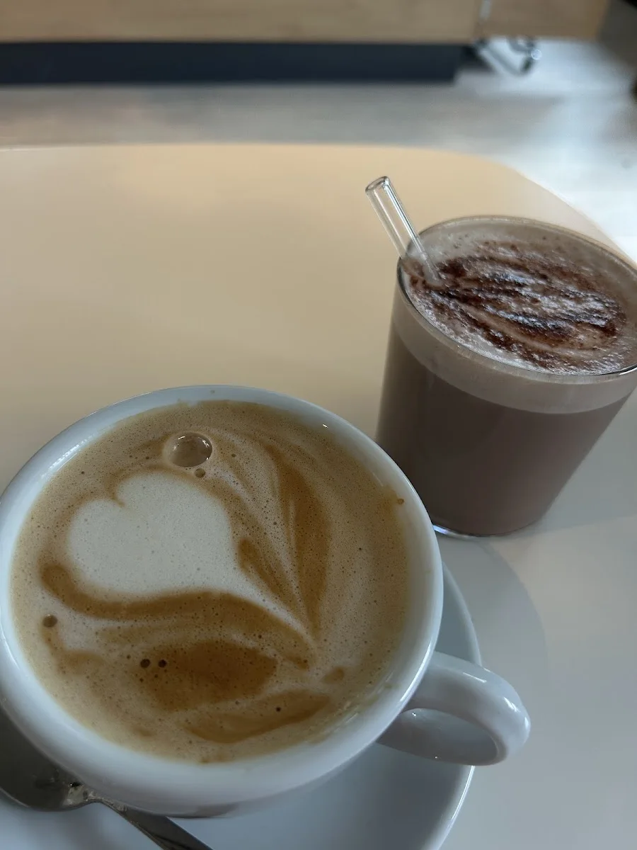 RainbowL - Superfood Café Nürnberg – Milchkaffee in Nürnberg, Bayern