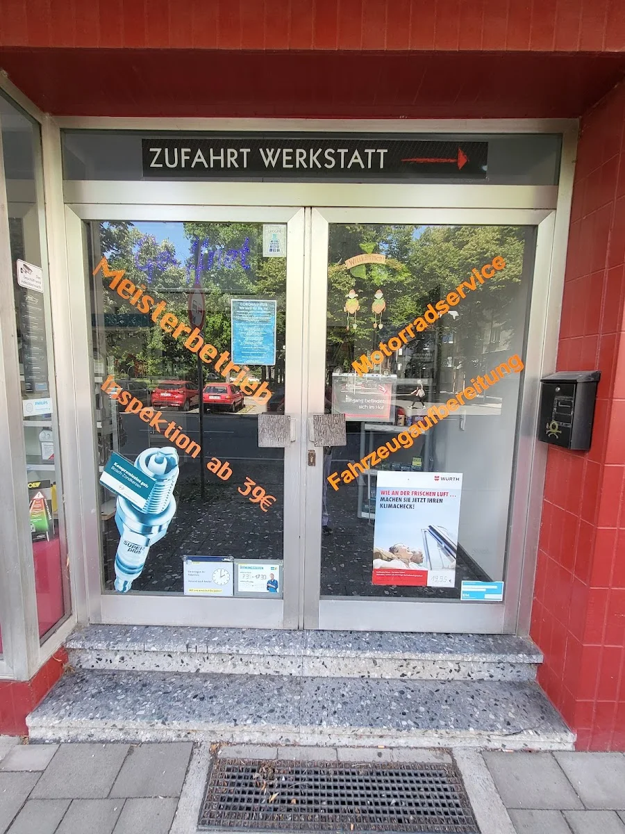 RS-Autoservice – Besucherfoto: Dennis Schneider in Duisburg, Nordrhein-Westfalen