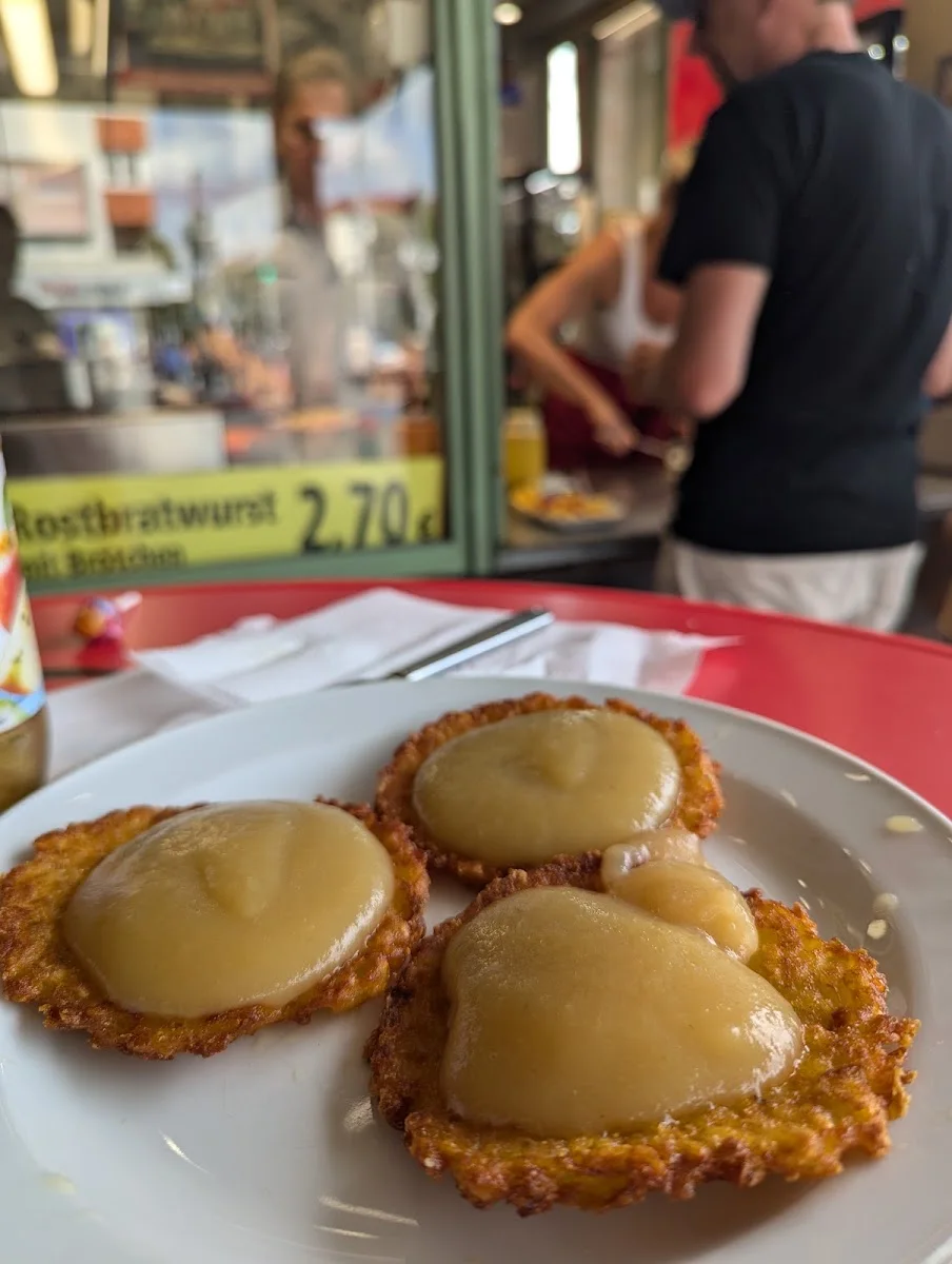 Curry Baude Gesundbrunnen – Zitronentartelette in Berlin