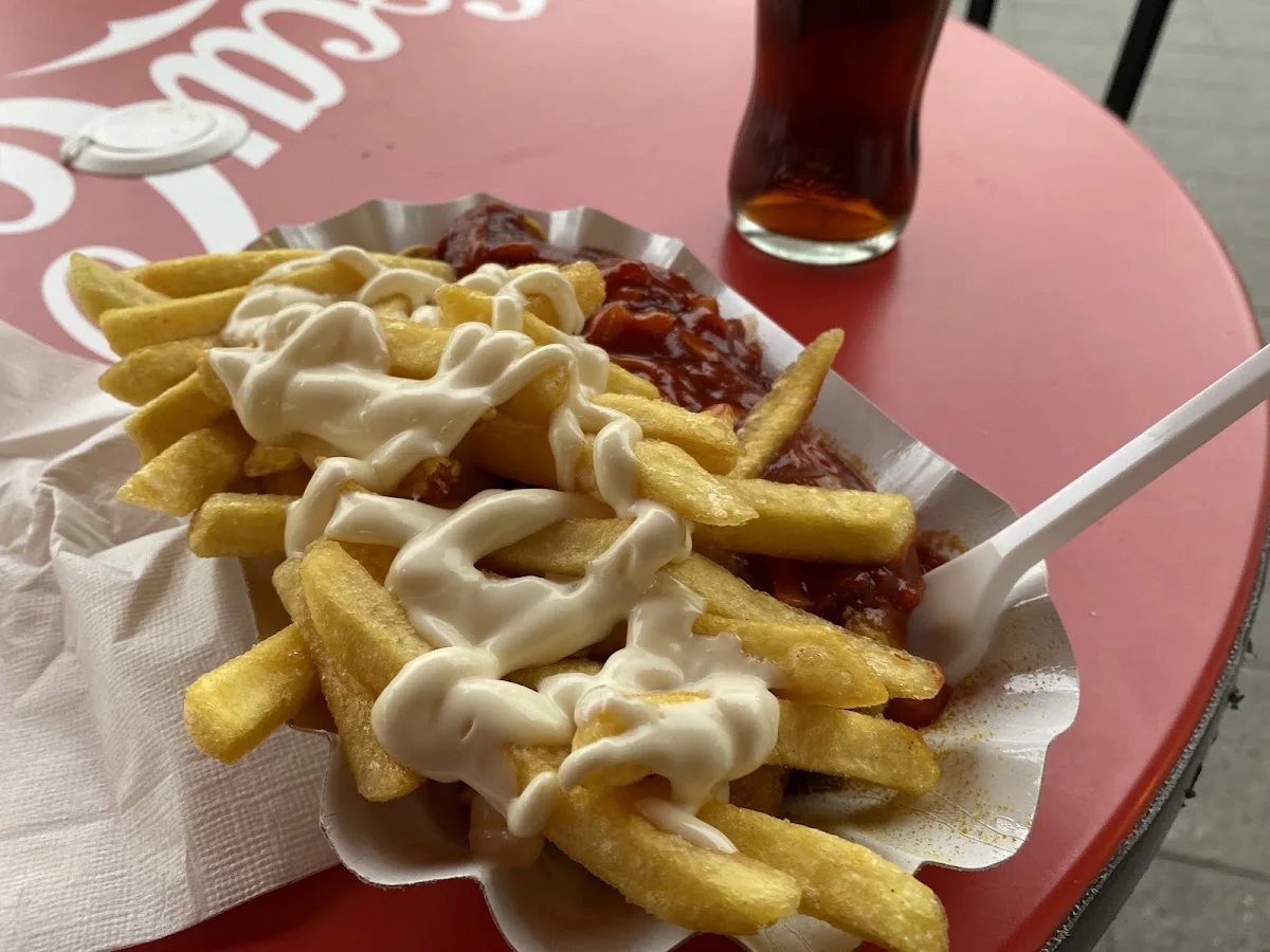 Curry Baude Gesundbrunnen – Currywurst in Berlin