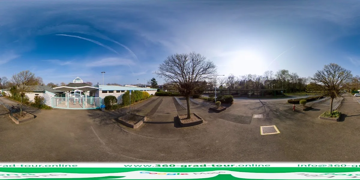 Römer Therme (SVGD) – Street View & 360°-Fotos in Dormagen, Nordrhein-Westfalen