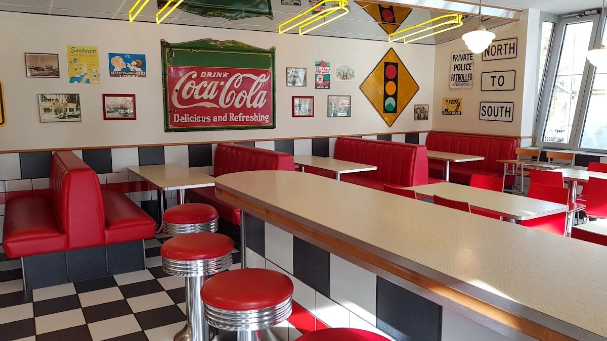 Bavaria Filmstadt – McDonald's in Grünwald, Bayern