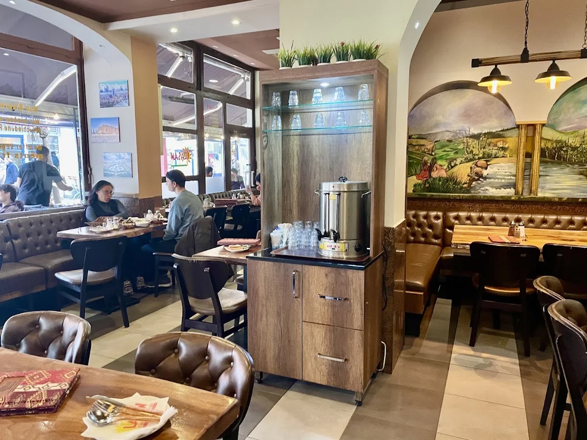 Lasan Restaurant – Atmosphäre in Berlin