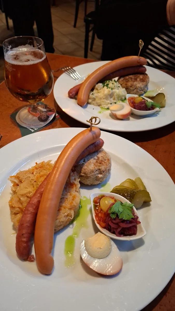 Treffpunkt Berlin "Alt-Berliner Kneipe" – Restaurant in Berlin