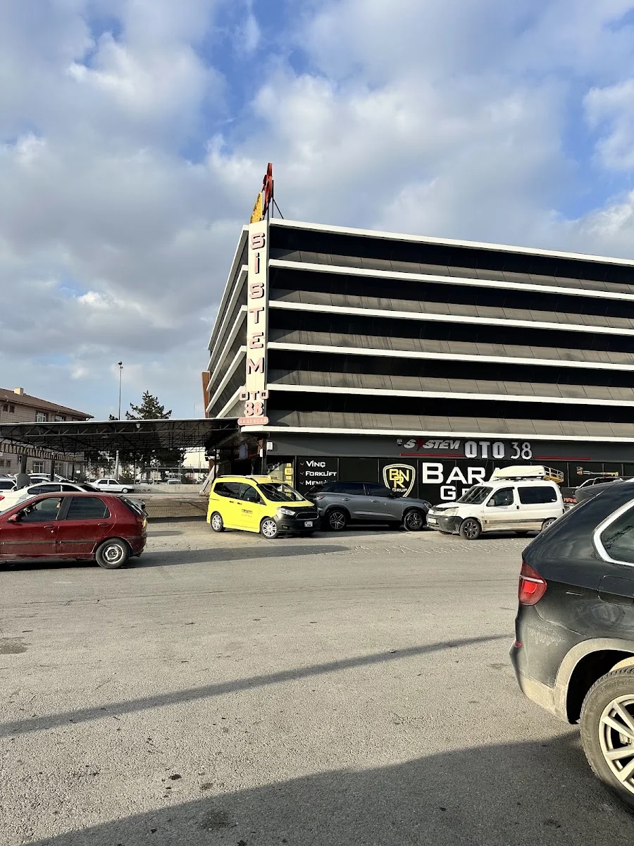 Sistem Oto 38 Aksesuar – Ziyaretçi fotoğrafı: Ugur Doğan · Yenişehir, Kayseri