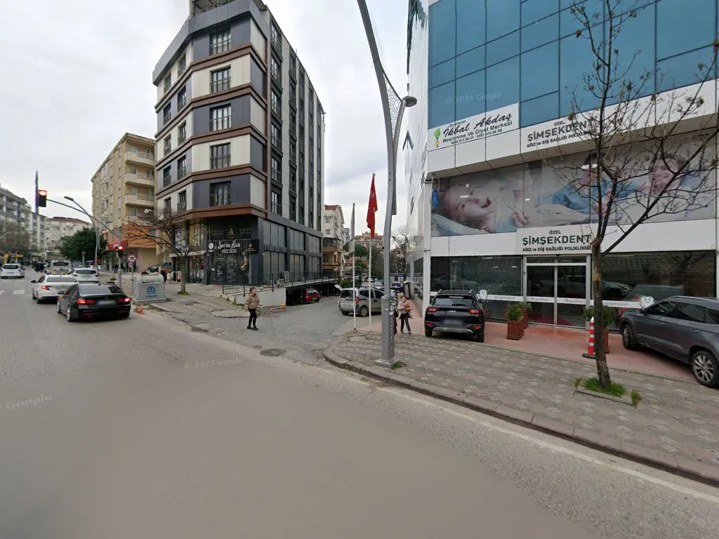 ŞİMŞEKDENT AĞIZ VE DİŞ SAĞLIĞI POLİKLİNİĞİ – Street View ve 360° · Gebze, Kocaeli