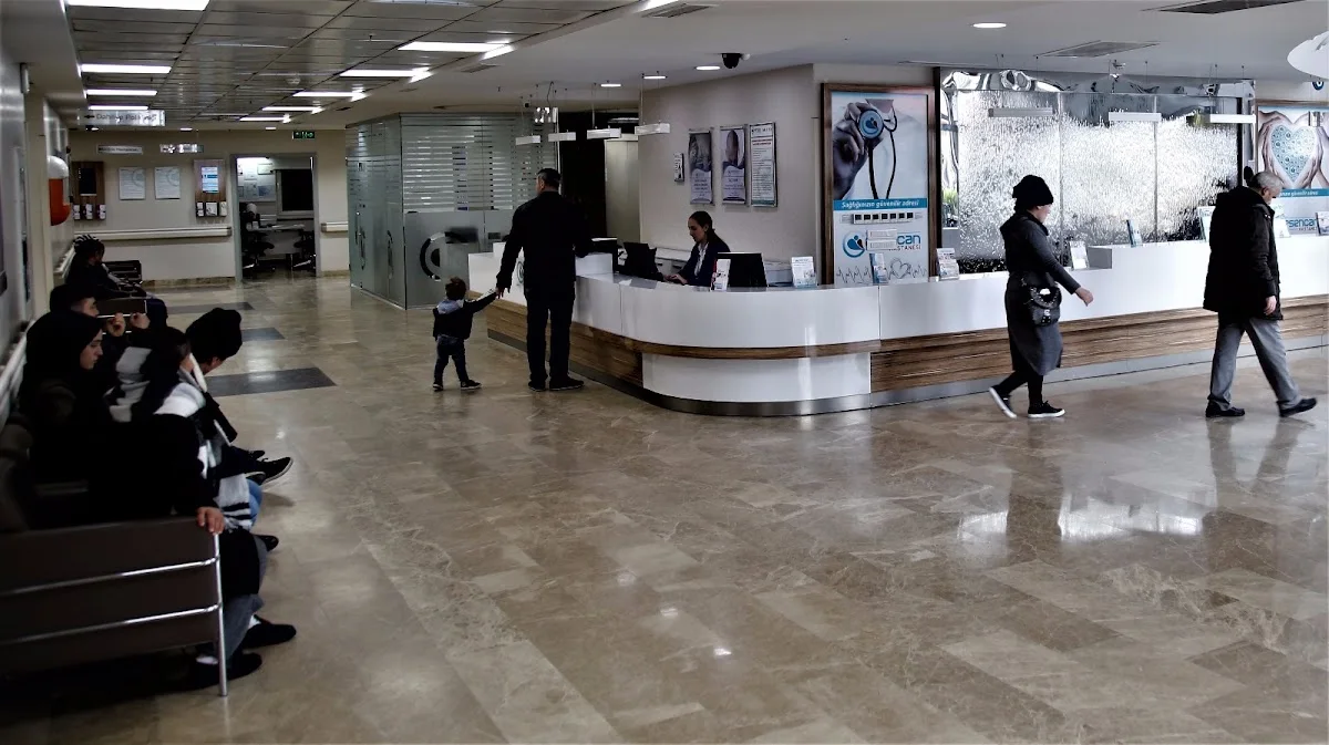 ESENCAN HASTANESİ – Lobi · İncirtepe, İstanbul