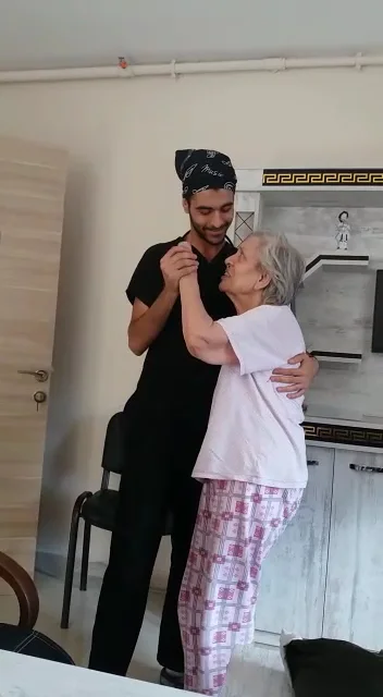 Seçkin Yaşlı Bakım ve Huzurevi – Videolar · Küçükyali, İstanbul