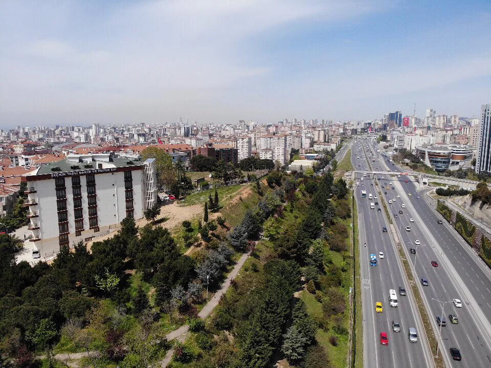 Seçkin Yaşlı Bakım ve Huzurevi – Dıştan görünüm · Küçükyali, İstanbul