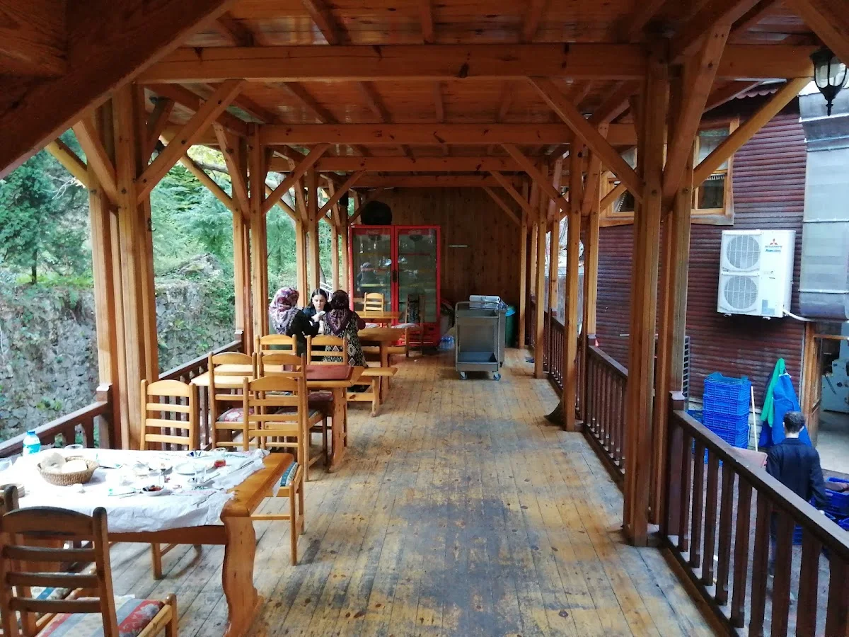 Altıparmaklar Altındere Alabalık Turistik Tesisleri – Ortam · Altindere, Sakarya