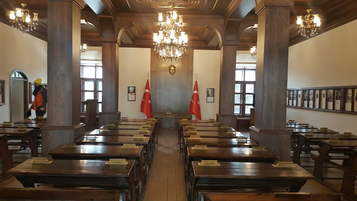 Tolim Tur - Antalya Çıkışlı Turlar – İç · Çarşi, Antalya