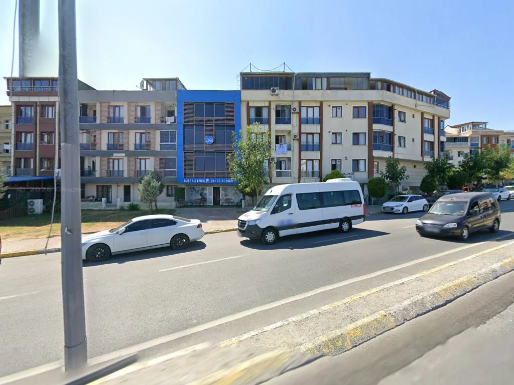 Büşra & Emek Dans Akademi – Street View ve 360° · Halkali, İstanbul