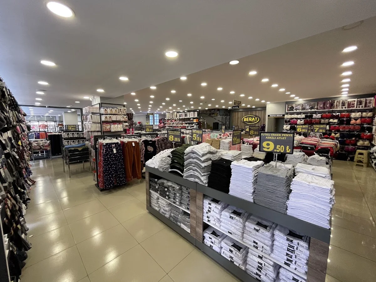 Berat Avm – İç · Siteler, Nevşehir