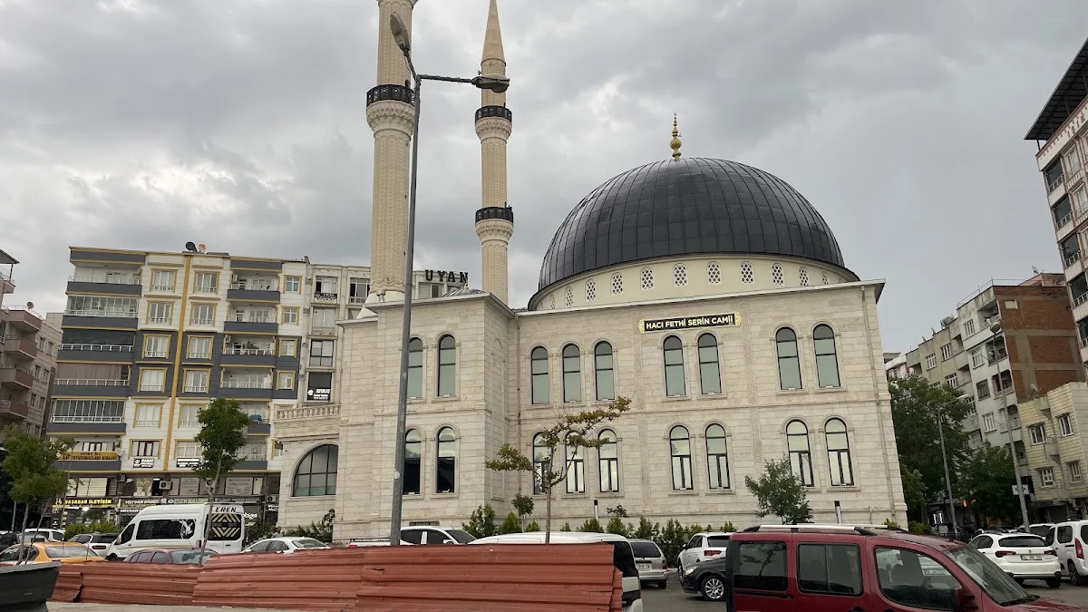 Siirt Saat Kulesi – Ziyaretçi fotoğrafı: Furkan TUNÇEL · Siirt