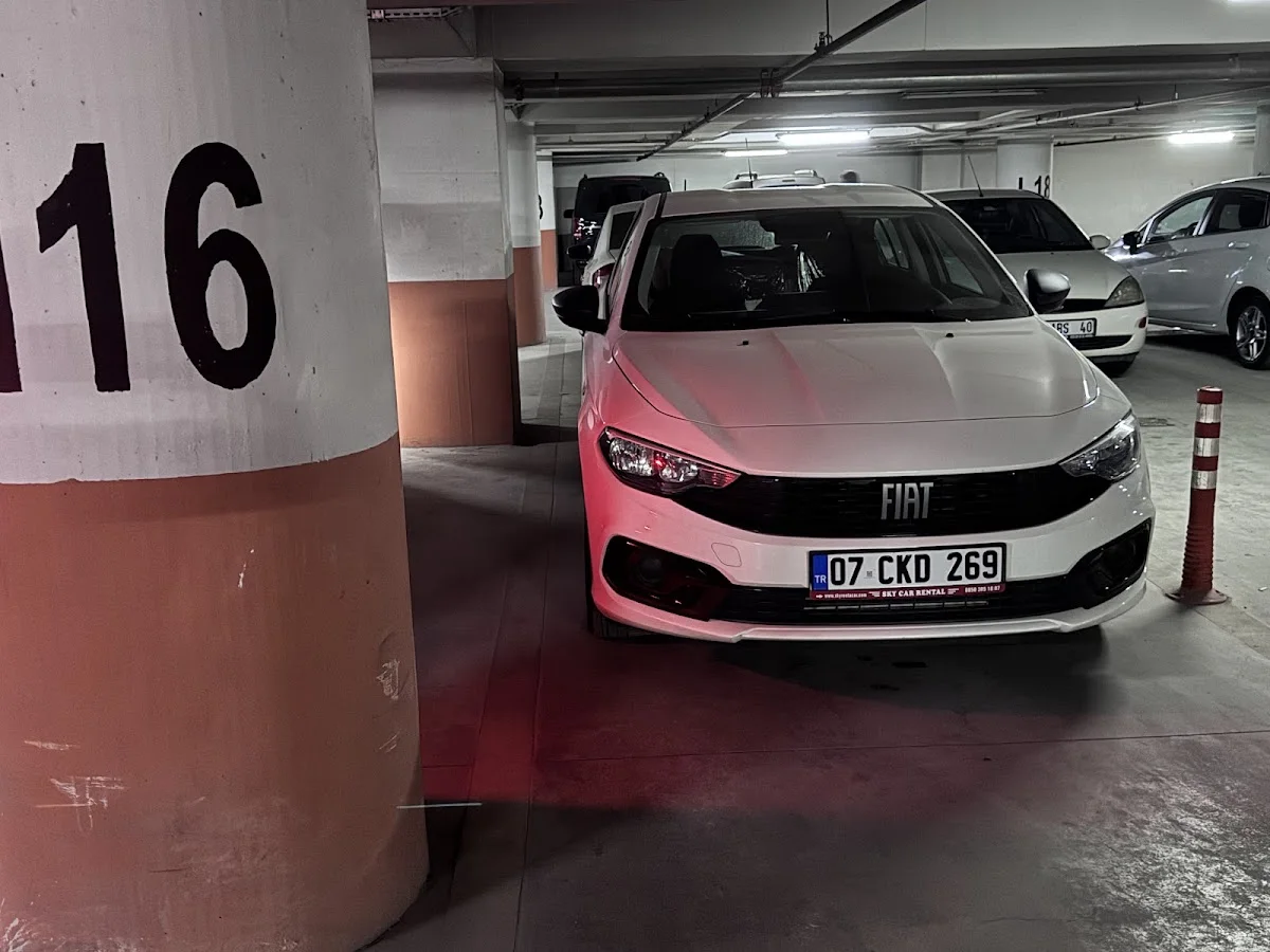 Sky Rent A Car – Ziyaretçi fotoğrafı: Yuksel Angelov · Kemerağzi, Antalya