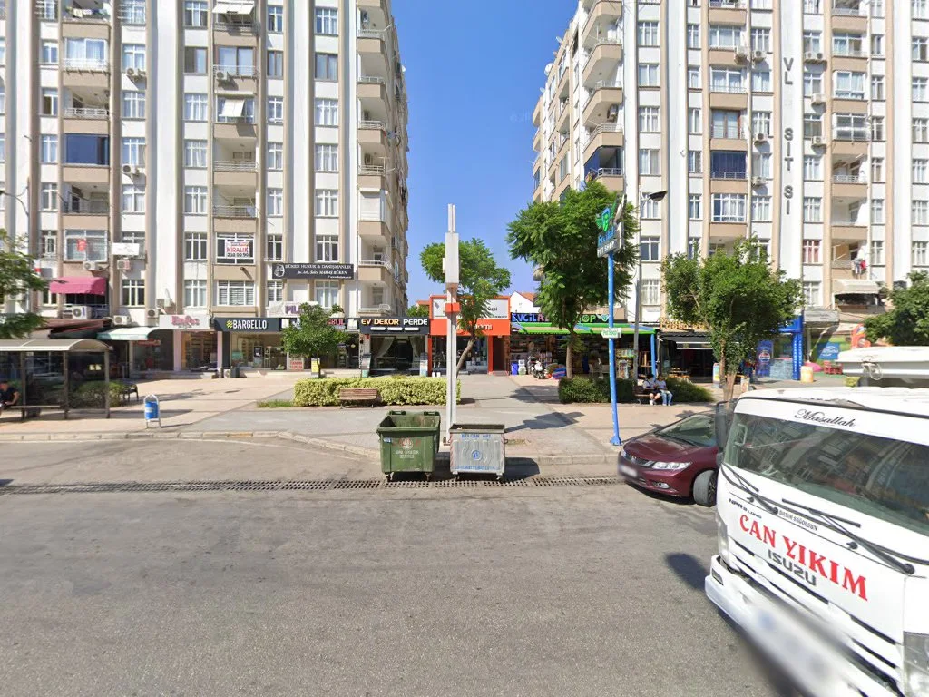 Evcilal Pet Shop – Street View ve 360° · Kabasakal, Adana