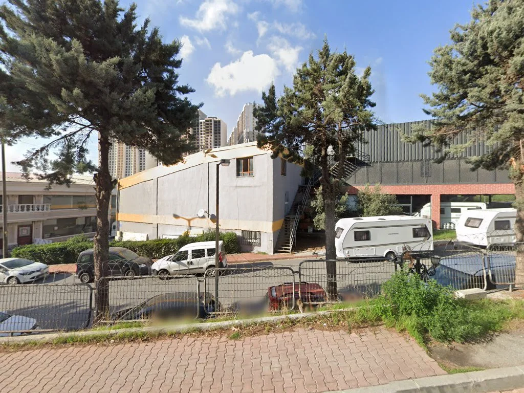 Agus Karavan – Street View ve 360° · Sanayi, İstanbul