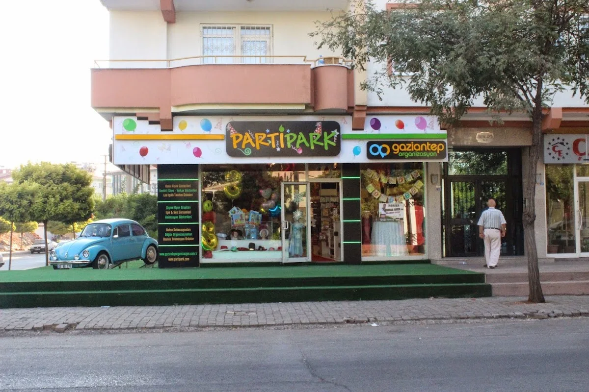 GAZİANTEP ORGANİZASYON PARTİ PARK – Dıştan görünüm · Emek, Gaziantep