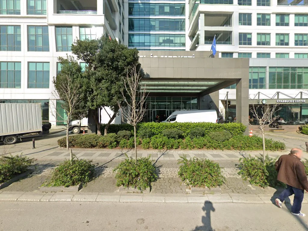 Kariyer.net - İş İlanları – Street View ve 360° · İnkilap, İstanbul