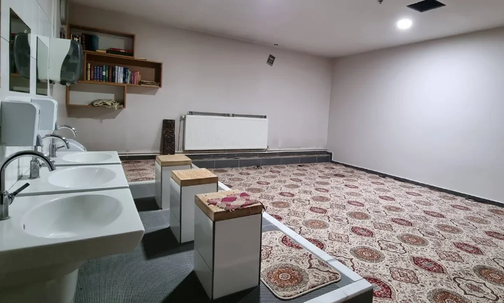 Uzman Diş Hastanesi – Ziyaretçi fotoğrafı: Elif rana Güneş · Hürriyet, Kayseri