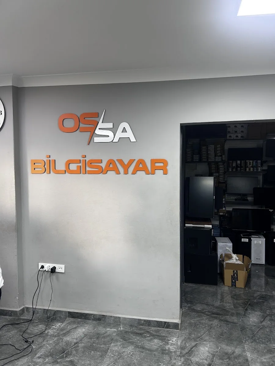 Ossa Bilgisayar 2. El Laptop Bilgisayar Alan Yer – İç · Sihhiye, Ankara