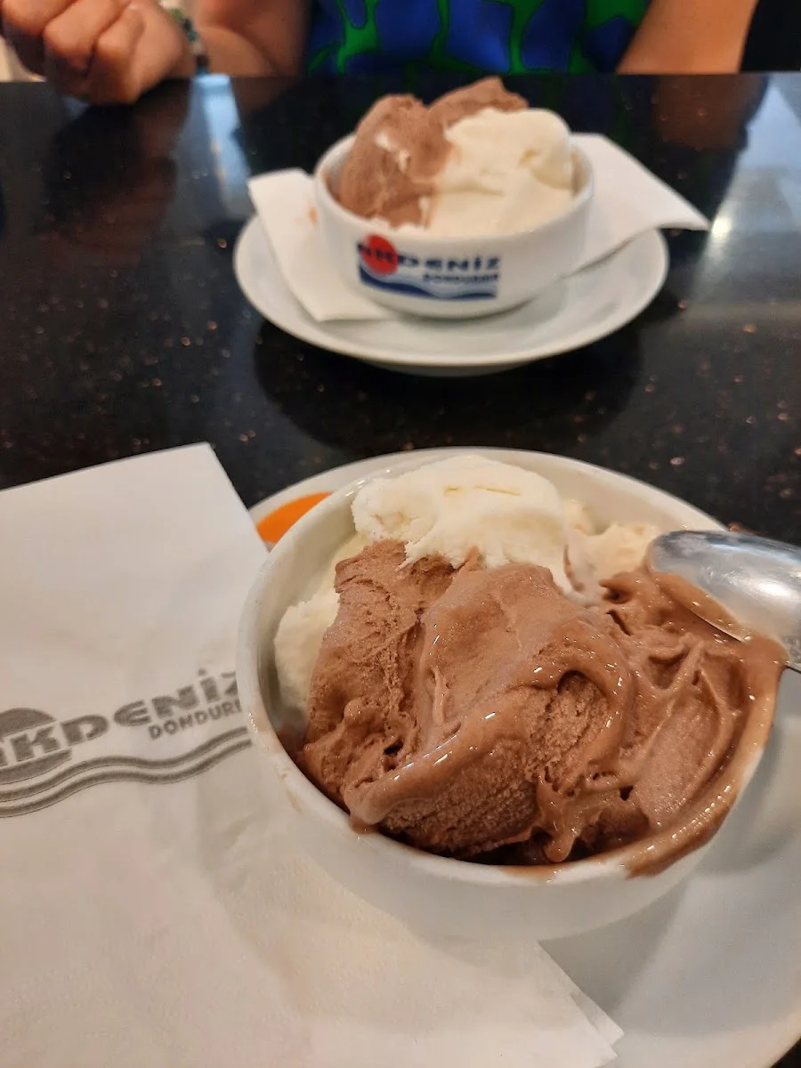 Akdeniz Dondurma – Gelato · Gençlik, Antalya