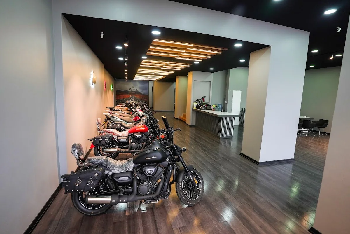 Musatti Motor Merkez (Fabrika Satış Mağazası) – İç · Eğitim, İstanbul