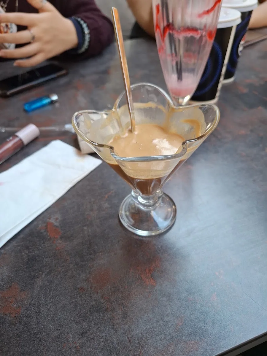 La Monarch (1071) Lounge Başiskele – Affogato · Yuvacik, Kocaeli