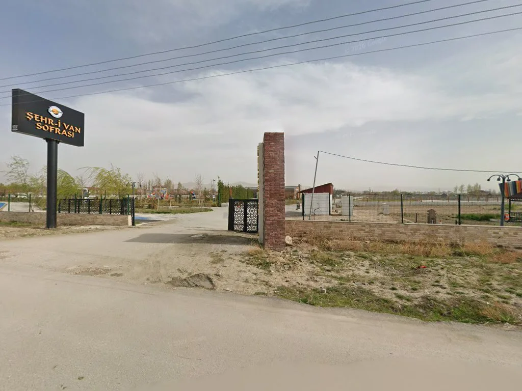 Şehr-i Van Sofrası- Van kahvaltısı ve Yöresel yemekleri – Street View ve 360° · Valimitatbey, Van