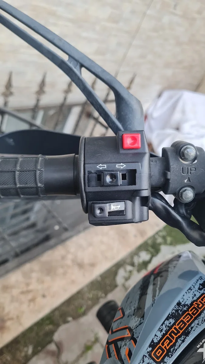 MOTO KAÇAR – Ziyaretçi fotoğrafı: uğur çağlar · Nusratiye, Mersin