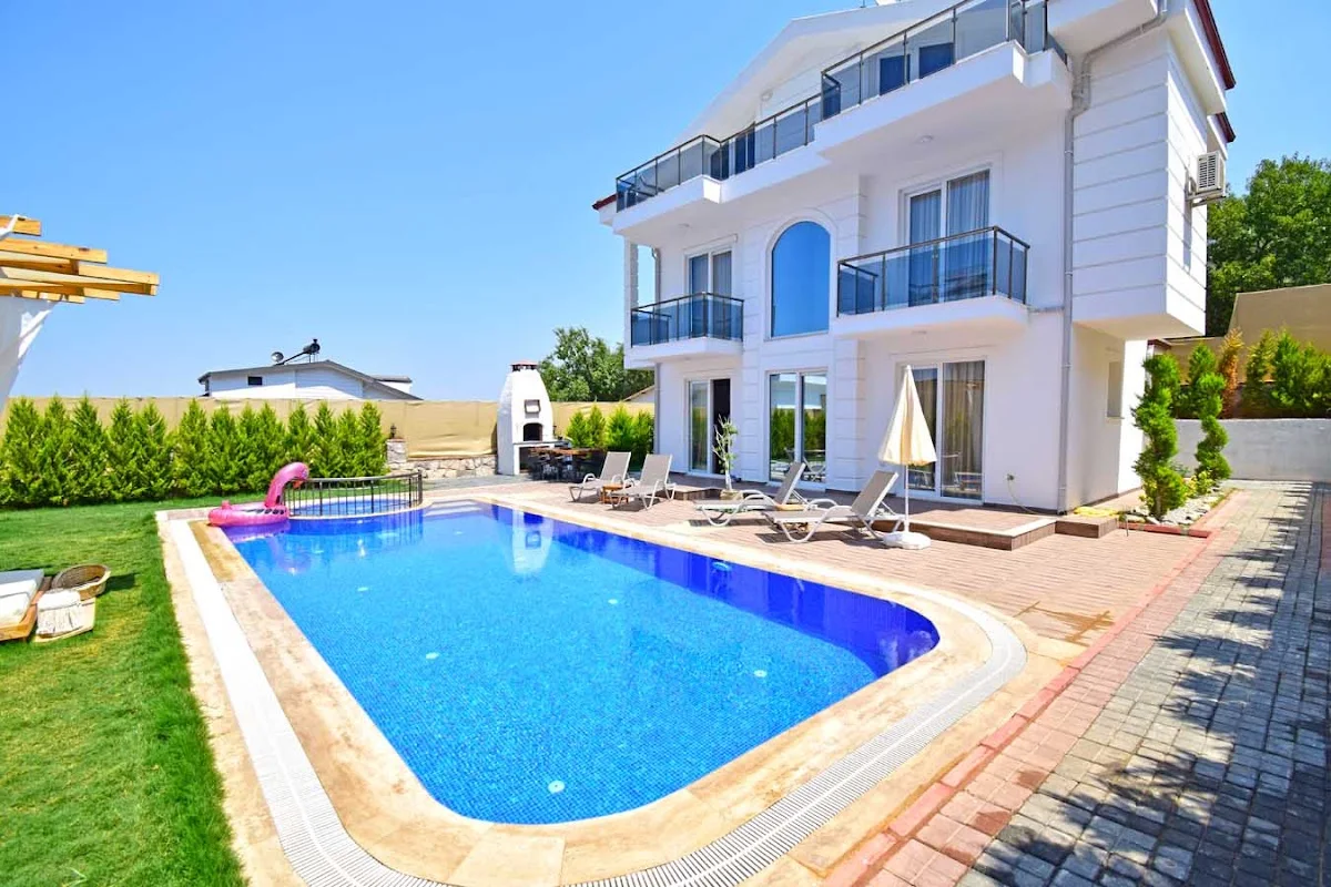 Birebir Villa – Emlak · Fethiye, Muğla