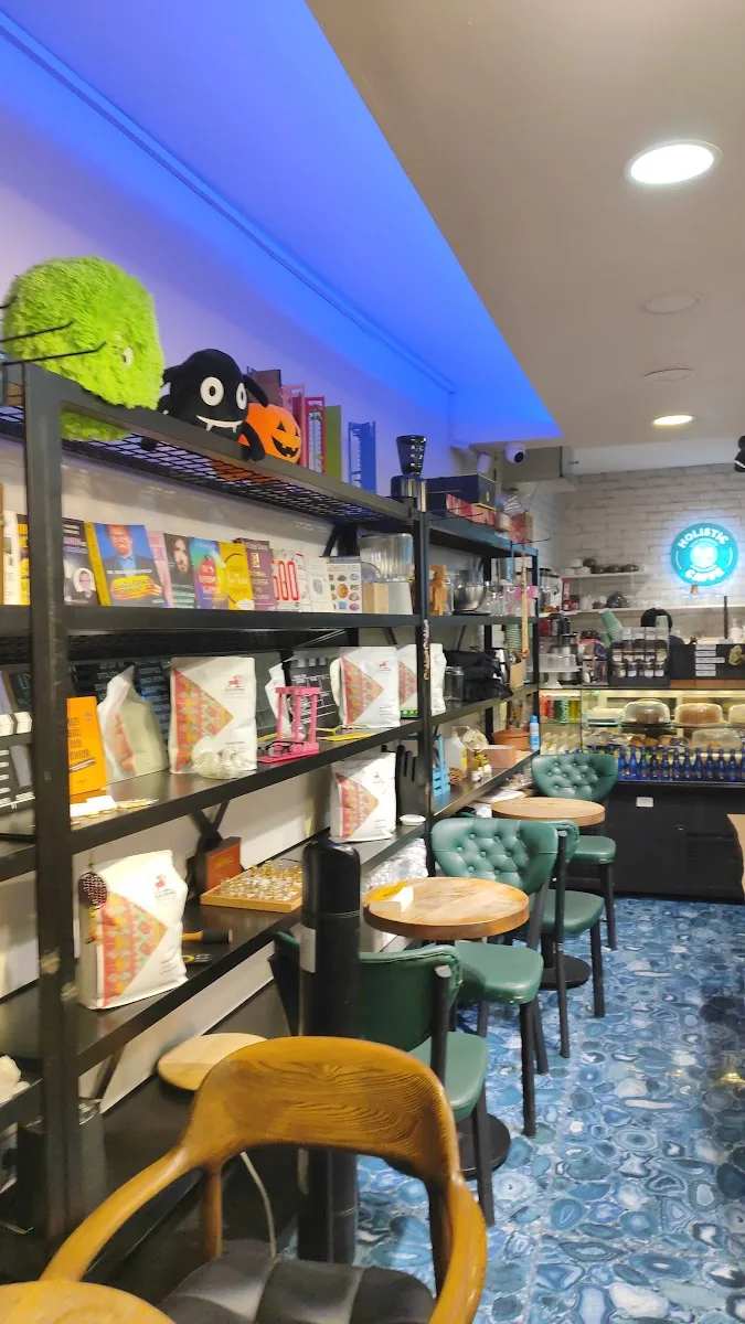 Laya Holistic Caffe & Store – Videolar · Pürtelaş, İstanbul