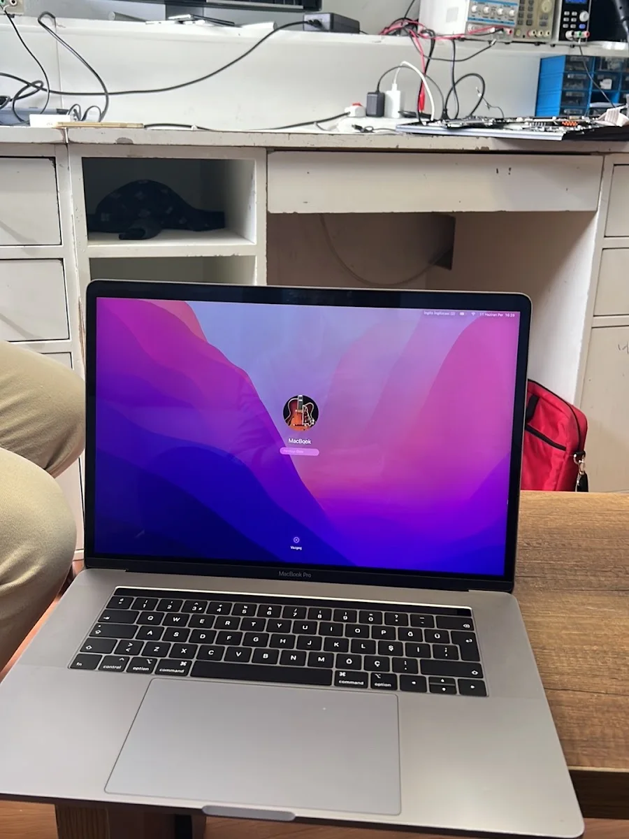 Kale Bilişim - Ankara Laptop Tamiri ve Yedek Parça Satışı – Ziyaretçi fotoğrafı: Serhat Ture · Kizilay, Ankara