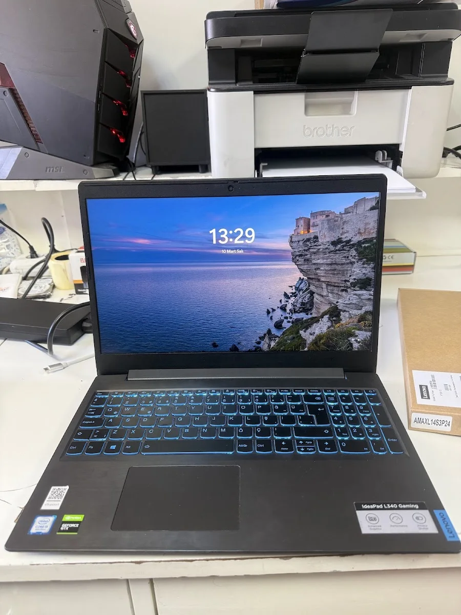 Kale Bilişim - Ankara Laptop Tamiri ve Yedek Parça Satışı – Ziyaretçi fotoğrafı: Yusuf Eren Ceylan · Kizilay, Ankara