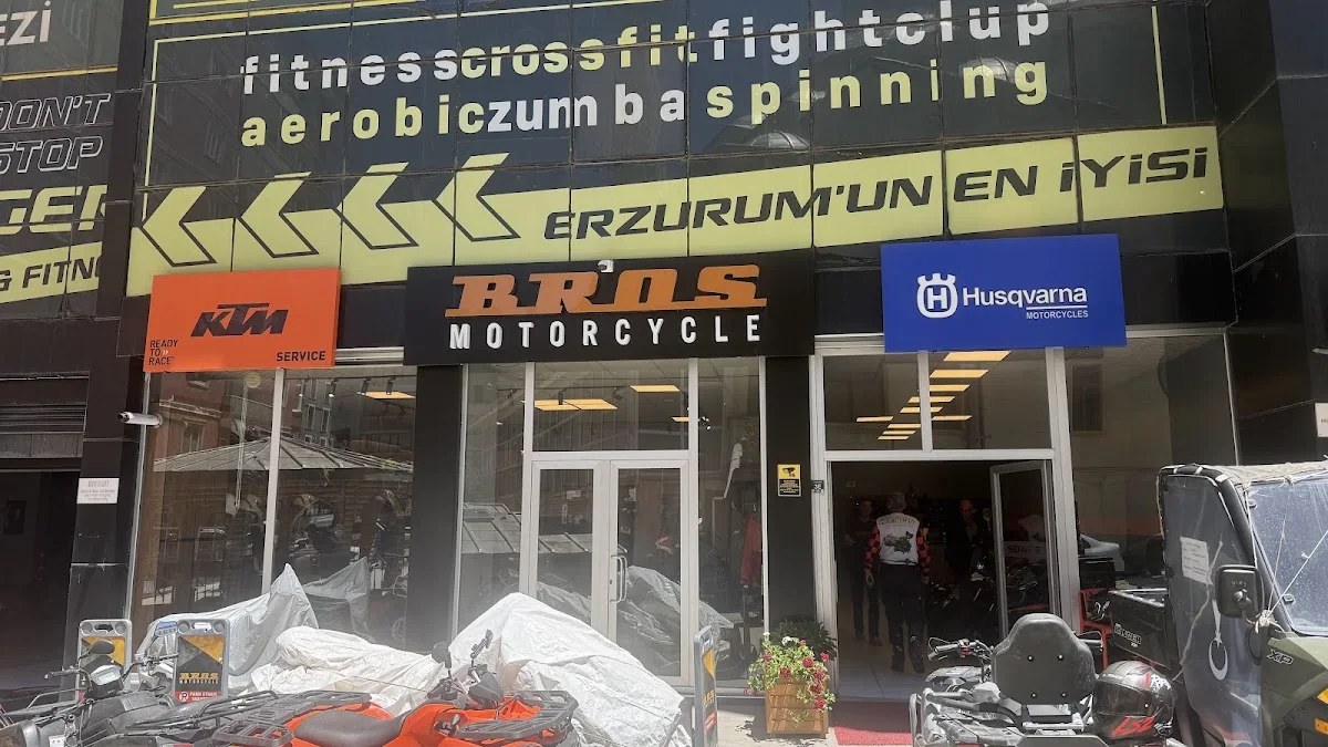 BROS MOTORCYCLE – Dıştan görünüm · Yakutiye, Erzurum