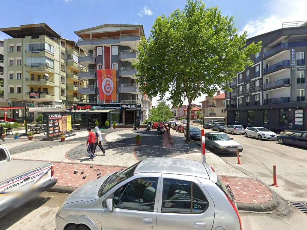 Ayvalık Tost – Street View ve 360° · Sanayi, Isparta