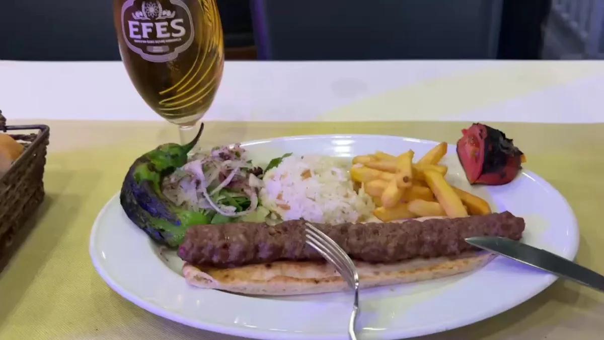 Fish House SultanAhmet - Balık Evi – Videolar · Sultanahmet, İstanbul