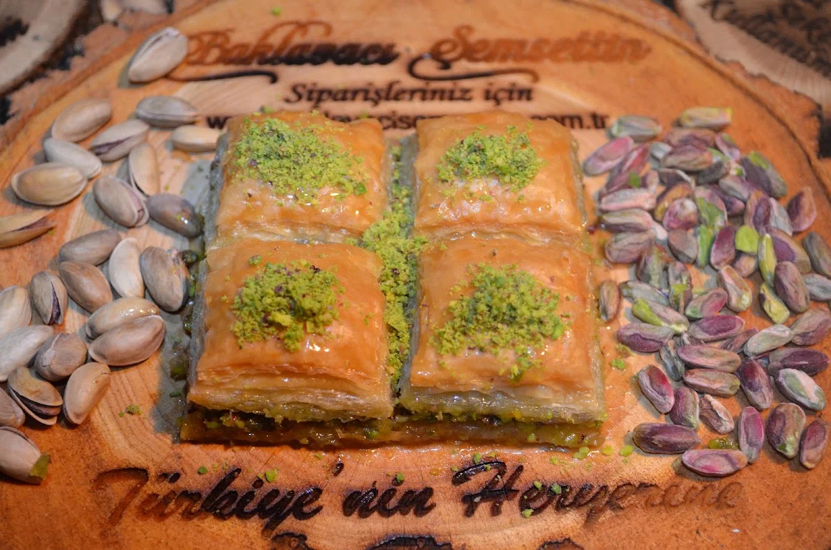 Baklavacı Şemsettin Devteyşti – Yeme-içme · Yenişehir, Şanlıurfa