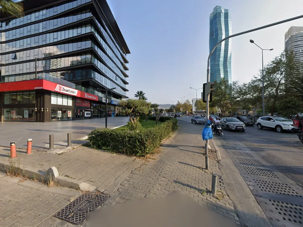 Fullderm Cilt Merkezi & Güzellik Salonu – Street View ve 360° · Manavkuyu, İzmir