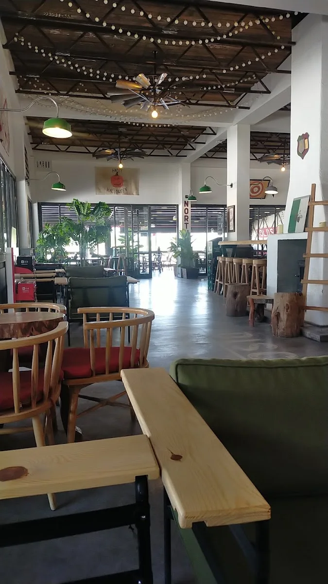 Mackbear Coffee Co. – Ortam · Kepeci, Isparta