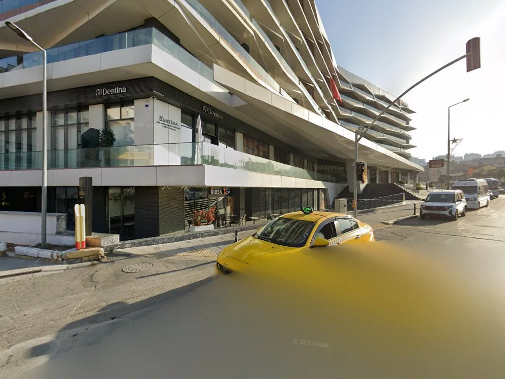Clinicana Hair Transplant & Esthetic Surgeries Istanbul Turkey – Street View ve 360° · Kasimpaşa, İstanbul