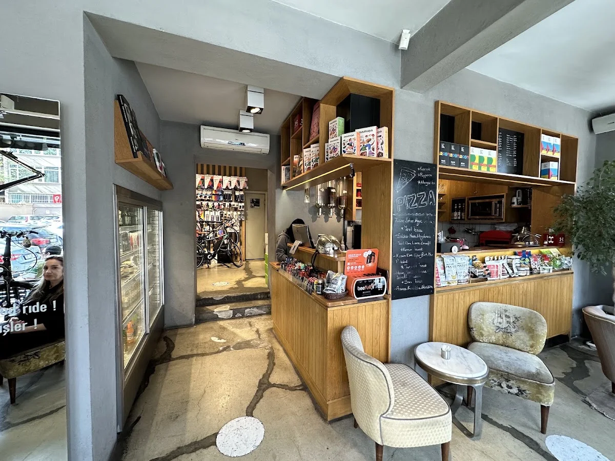 Sedona Concept Bisiklet Cafe – Ortam · Yeniköy, İstanbul